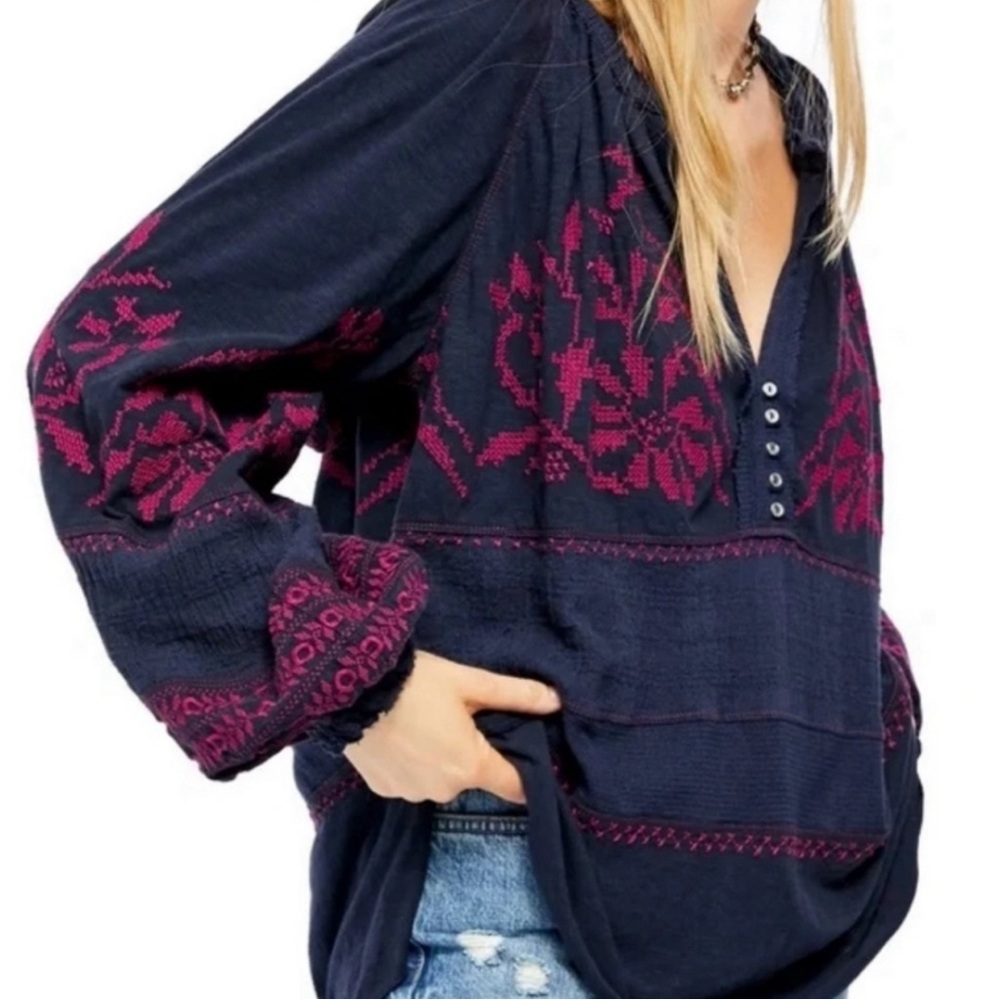 FREE PEOPLE PERSUASION
EMBROIDERED TUNIC